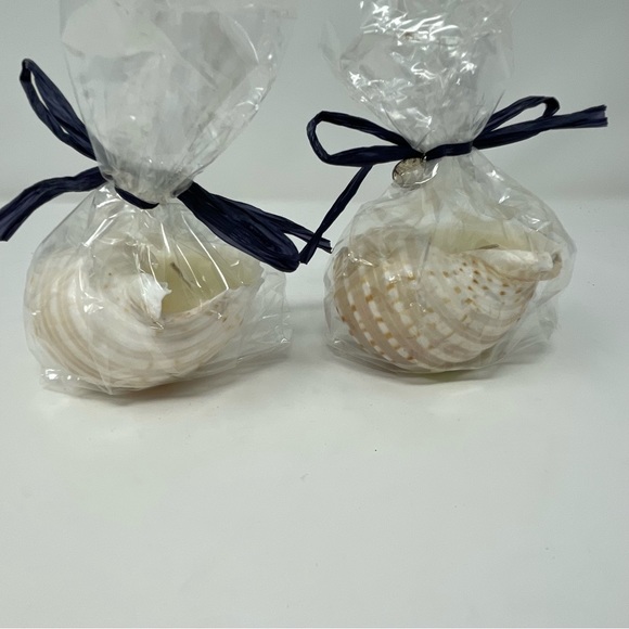 Tonna Shell Candles - Picture 2 of 7